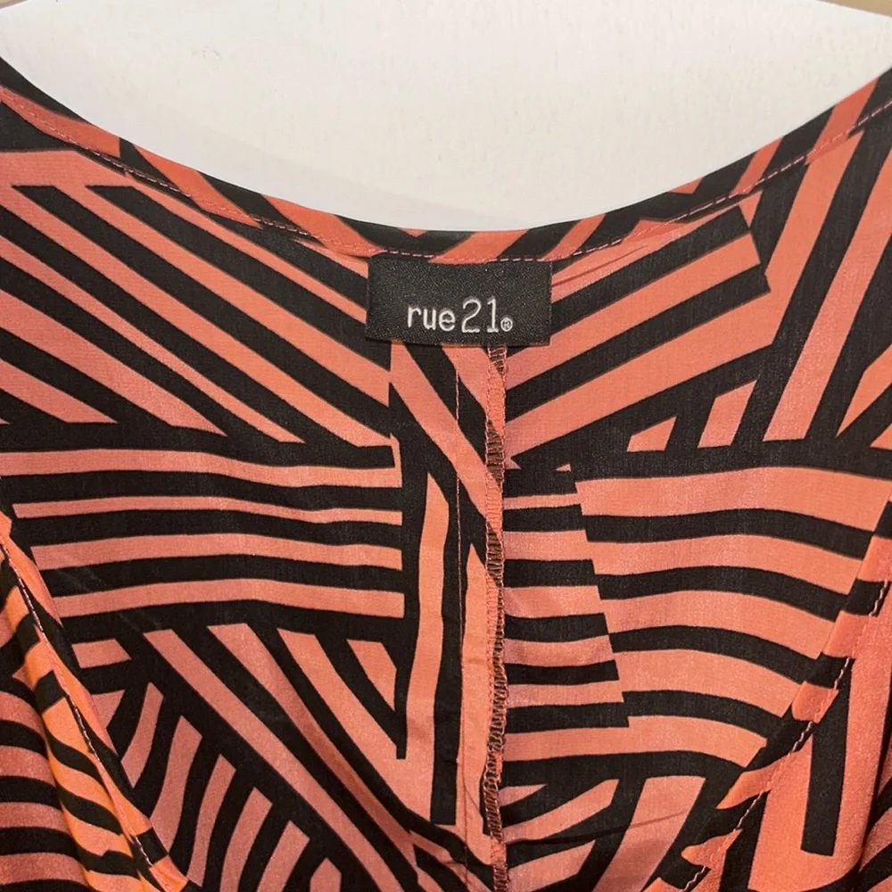 Rue 21 Dress. Size Xl - Picture 3 of 4